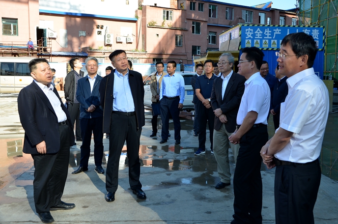 国务院参事室机关党委副书记,机关纪委书记曹敏,龙井市委副书记,市长