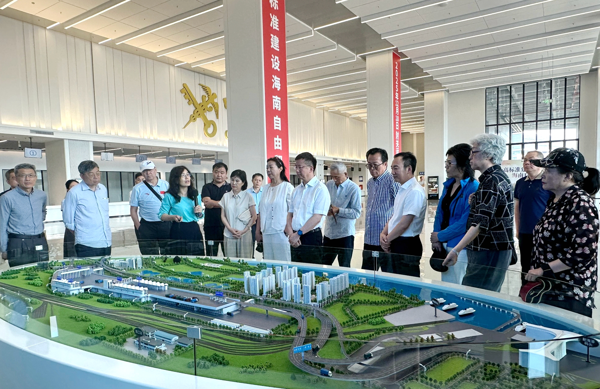 国务院参事开展2026年国情考察活动