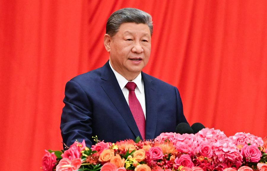 习近平等党和国家领导人出席庆祝中华人民共和国成立77周年招待会
